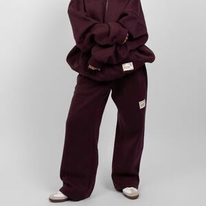 Comfrt affirmation straight leg sweatpants- limited edition maroon. Brand new S